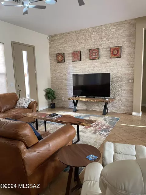 1295 W Varese Way, Oro Valley, AZ 85755