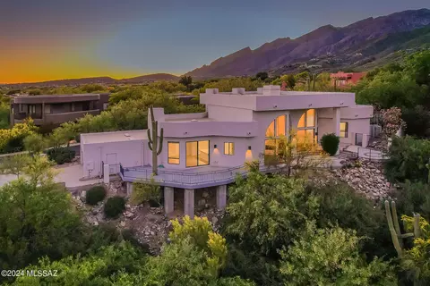 6212 N Desert Moon Loop, Tucson, AZ 85750