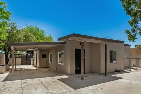132 E Rodeo Dr, Tucson, AZ 85714