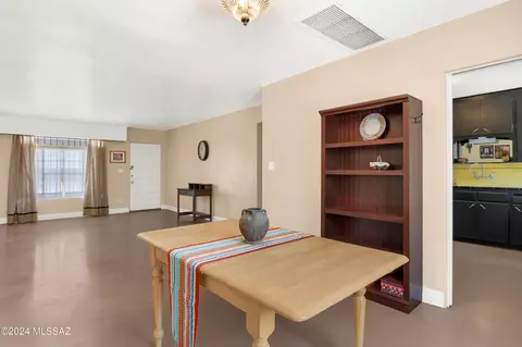 4858 E 13th St, Tucson, AZ 85711 photo 3