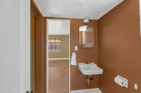 4858 E 13th St, Tucson, AZ 85711 photo 20