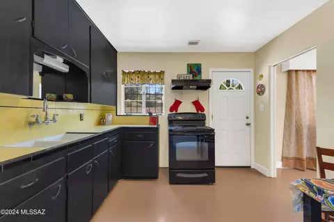 4858 E 13th St, Tucson, AZ 85711 photo 19