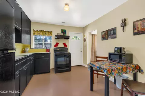 4858 E 13th St, Tucson, AZ 85711 photo 4