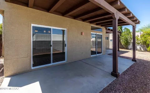 10401 E Thunderbolt Dr, Tucson, AZ 85748 photo 31