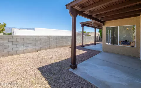 10401 E Thunderbolt Dr, Tucson, AZ 85748 photo 33