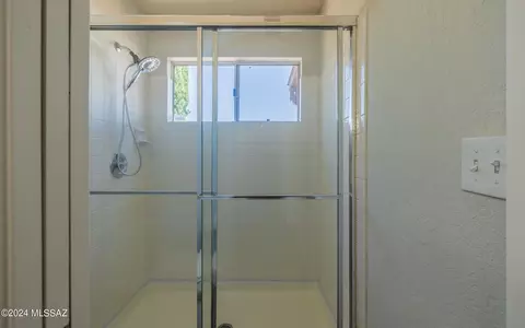 10401 E Thunderbolt Dr, Tucson, AZ 85748 photo 19
