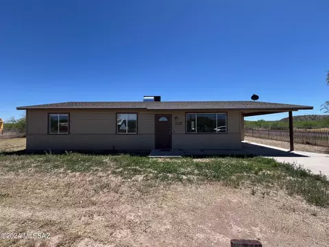 2119 W Clubhouse Dr, Benson, AZ 85602