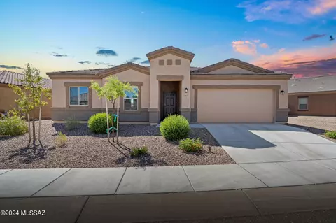17837 S Silent Meadows Path, Sahuarita, AZ 85629
