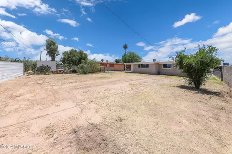 17 E Corona Rd, Tucson, AZ 85756 photo 26