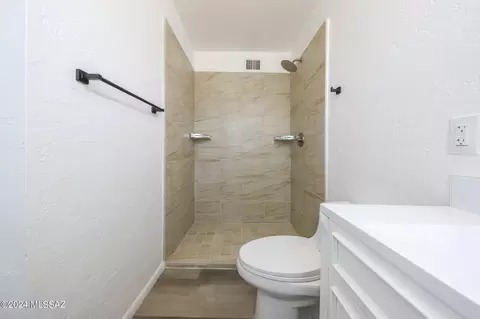 17 E Corona Rd, Tucson, AZ 85756 photo 17