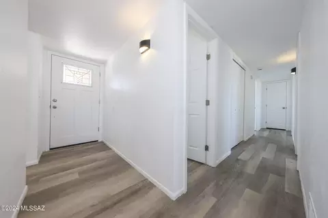 17 E Corona Rd, Tucson, AZ 85756 photo 13