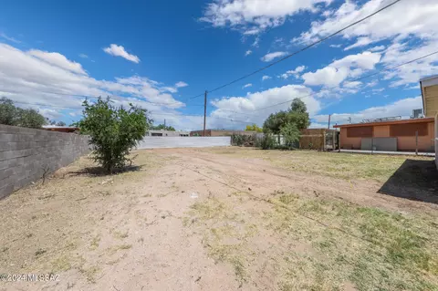 17 E Corona Rd, Tucson, AZ 85756 photo 28
