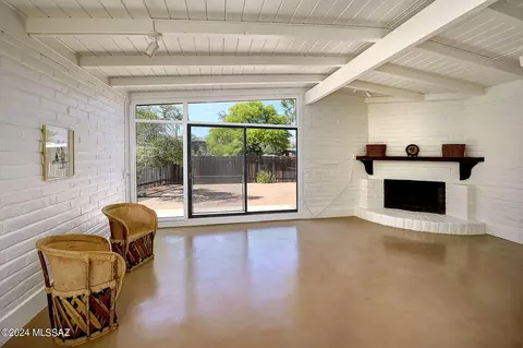 6940 E Acoma Pl, Tucson, AZ 85715