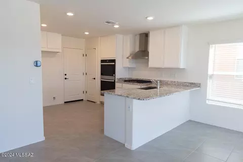 Kitchen - 11936 E Chamrod Dr, Vail, AZ 85641 photo 1 of 2