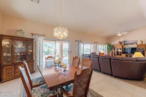 Dining - 62341 E Amberwood Dr, Saddlebrooke, AZ 85739 photo 2 of 5