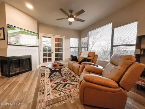 6655 N Canyon Crest Dr #16201, Tucson, AZ 85750
