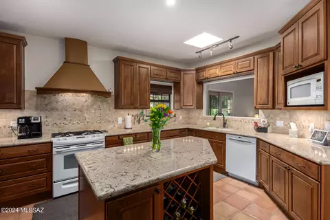5351 E Francisco Loop, Tucson, AZ 85712 photo 18