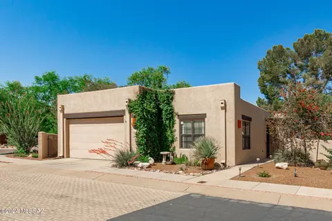5351 E Francisco Loop, Tucson, AZ 85712 photo 4
