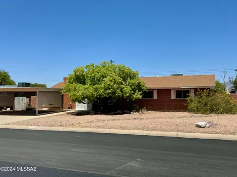 6317 E Calle Dened, Tucson, AZ 85710