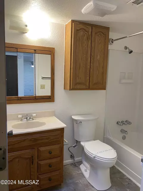 7724 E Kenyon Dr, Tucson, AZ 85710 photo 15
