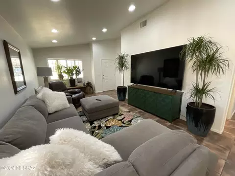 505 E Greg Rock Rd, Vail, AZ 85641 photo 5
