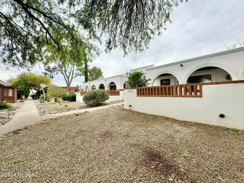 444 S Paseo Pena #C, Green Valley, AZ 85614