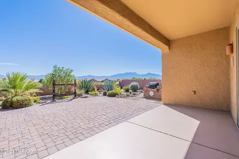 970 N Observation Trl, Green Valley, AZ 85614