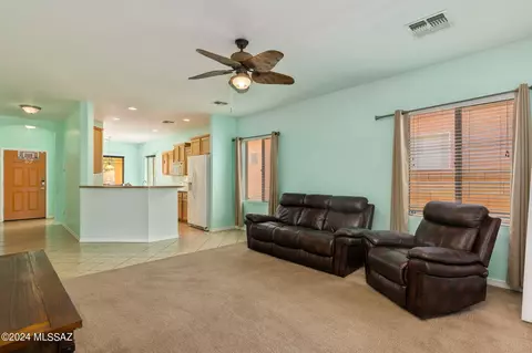 5932 S Starling Dr, Tucson, AZ 85747 photo 9