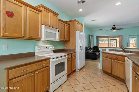 5932 S Starling Dr, Tucson, AZ 85747 photo 14