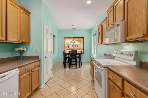 5932 S Starling Dr, Tucson, AZ 85747 photo 17