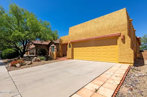 5932 S Starling Dr, Tucson, AZ 85747 photo 8