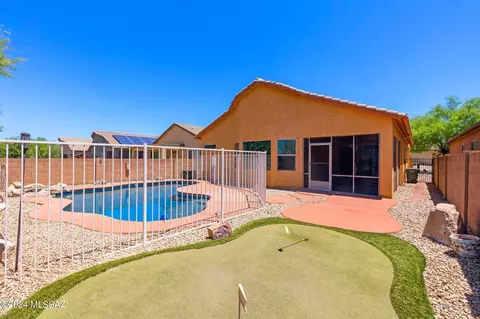 5932 S Starling Dr, Tucson, AZ 85747 photo 2