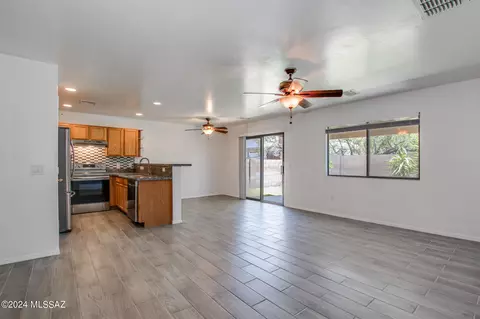 5708 E Vuelta De Nuestro Pueblo, Tucson, AZ 85756 photo 3