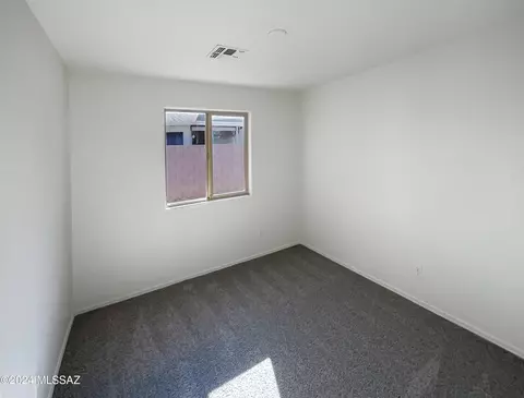 Bedroom - 10086 E Desert Gorge Dr, Tucson, AZ 85747 photo 4 of 7