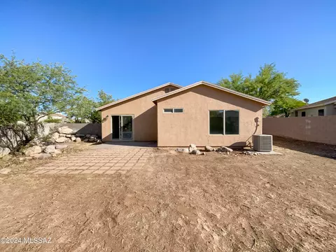 Exterior - 10086 E Desert Gorge Dr, Tucson, AZ 85747 photo 1 of 2
