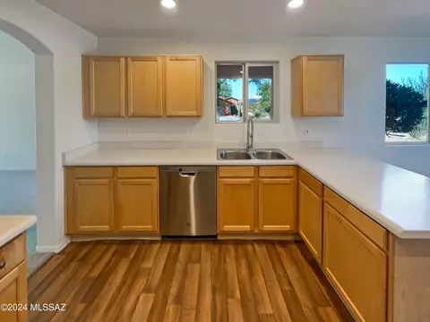 Kitchen - 10086 E Desert Gorge Dr, Tucson, AZ 85747 photo 1 of 3