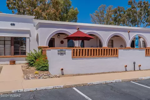 402 S Paseo Pena #C, Green Valley, AZ 85614