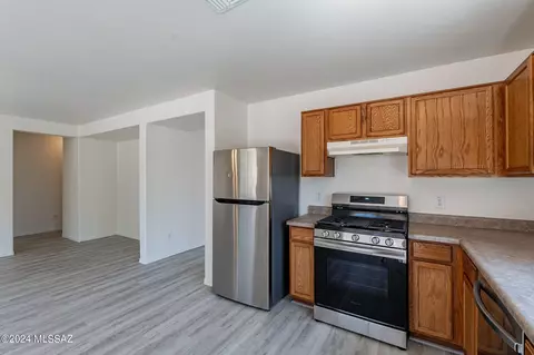 Kitchen - 5848 E Tercel Dr, Tucson, AZ 85756 photo 2 of 6