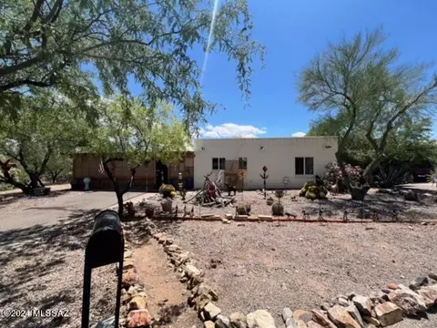 549 S Paseo Bolsillo, Green Valley, AZ 85614