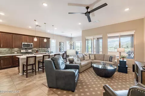 39449 S Wind Song Dr, Saddlebrooke, AZ 85739
