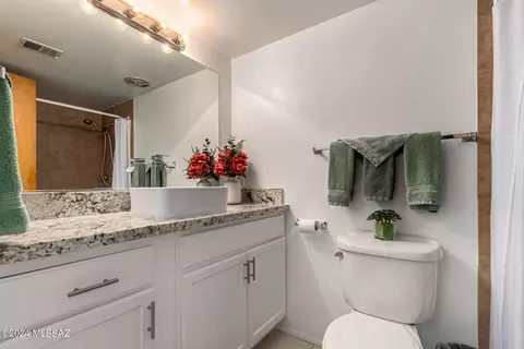 Bath - 8060 E Broadway Blvd #E-112, Tucson, AZ 85710 photo 1 of 1