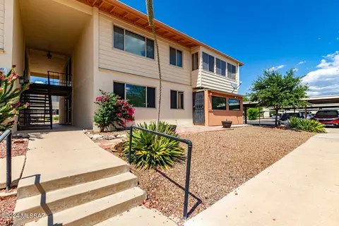 8060 E Broadway Blvd #E-112, Tucson, AZ 85710