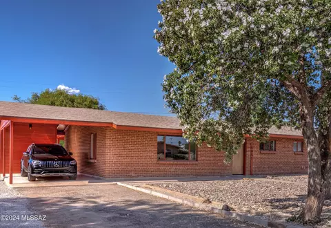 6051 E 18th St, Tucson, AZ 85711