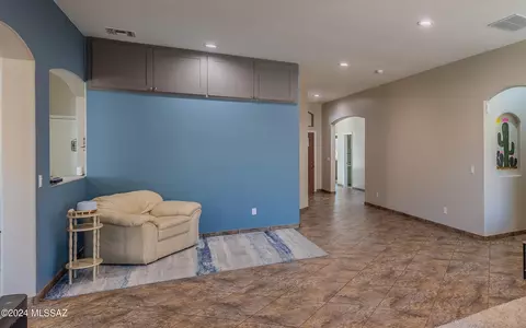 7625 S Pacific Willow Dr, Tucson, AZ 85747 photo 8