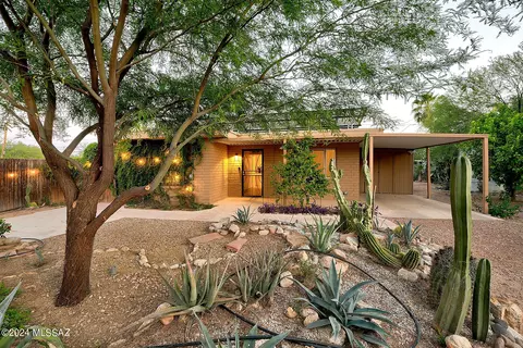 4842 E 1st St, Tucson, AZ 85711