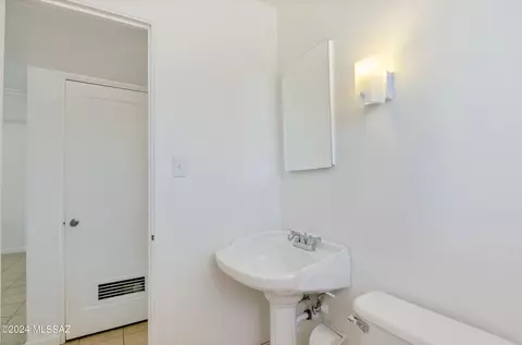 4402 E 16th St, Tucson, AZ 85711 photo 23
