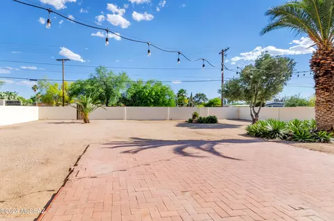 4402 E 16th St, Tucson, AZ 85711 photo 12