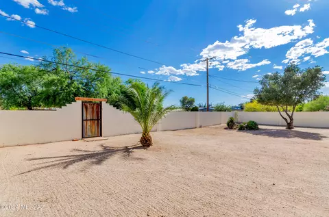 4402 E 16th St, Tucson, AZ 85711 photo 11