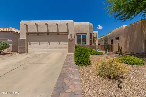 2960 W Desert Glory Dr, Tucson, AZ 85745