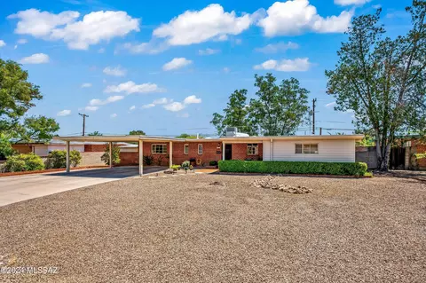 1801 S Avenida Sirio, Tucson, AZ 85710